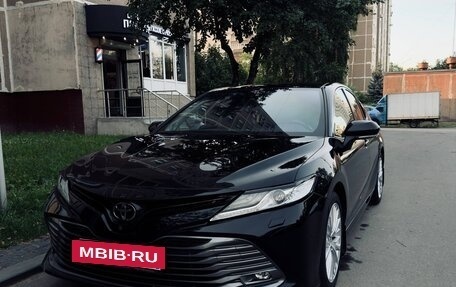 Toyota Camry, 2018 год, 2 750 000 рублей, 2 фотография