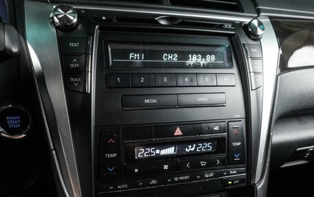 Toyota Camry, 2015 год, 2 247 000 рублей, 16 фотография