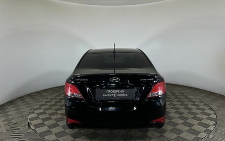 Hyundai Solaris II рестайлинг, 2015 год, 850 000 рублей, 3 фотография