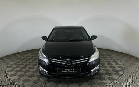 Hyundai Solaris II рестайлинг, 2015 год, 850 000 рублей, 2 фотография