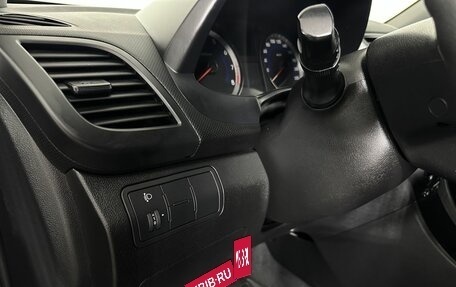 Hyundai Solaris II рестайлинг, 2015 год, 850 000 рублей, 9 фотография