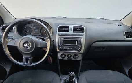 Volkswagen Polo VI (EU Market), 2013 год, 620 000 рублей, 11 фотография