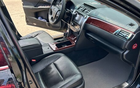 Toyota Camry, 2013 год, 1 700 000 рублей, 7 фотография