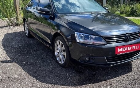 Volkswagen Jetta VI, 2011 год, 590 000 рублей, 9 фотография