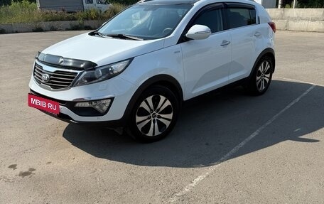 KIA Sportage III, 2013 год, 1 550 000 рублей, 10 фотография