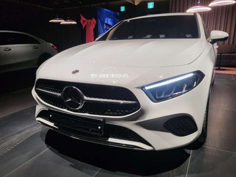 Mercedes-Benz A-Класс W177, 2023 год, 2 000 000 рублей, 3 фотография