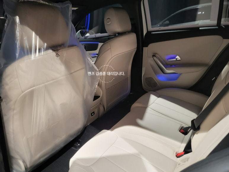 Mercedes-Benz A-Класс W177, 2023 год, 2 000 000 рублей, 11 фотография