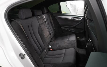 BMW 5 серия, 2018 год, 3 659 000 рублей, 10 фотография