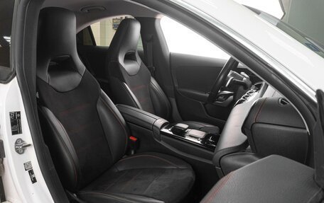 Mercedes-Benz CLA, 2022 год, 4 289 000 рублей, 13 фотография