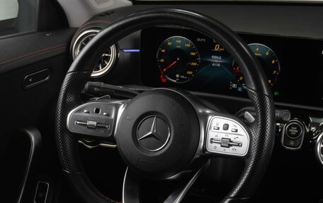 Mercedes-Benz CLA, 2022 год, 4 289 000 рублей, 23 фотография