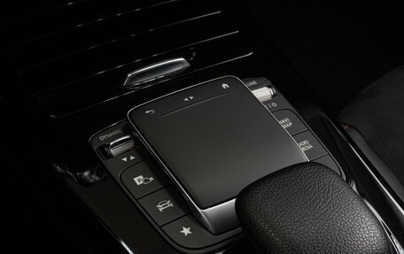 Mercedes-Benz CLA, 2022 год, 4 289 000 рублей, 17 фотография