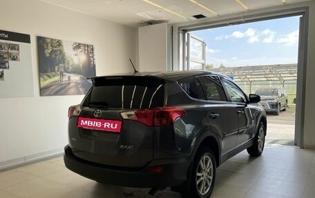 Toyota RAV4, 2013 год, 1 690 000 рублей, 4 фотография