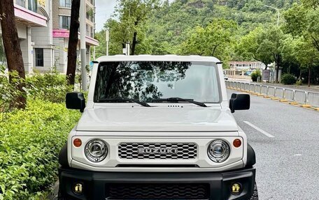 Suzuki Jimny, 2022 год, 2 850 000 рублей, 2 фотография