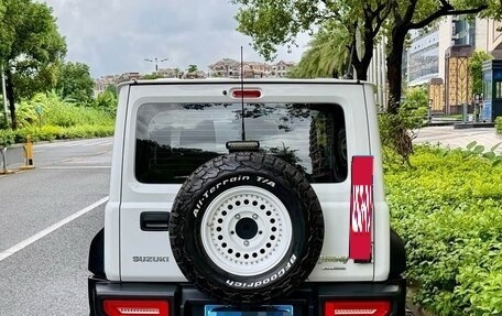 Suzuki Jimny, 2022 год, 2 850 000 рублей, 5 фотография