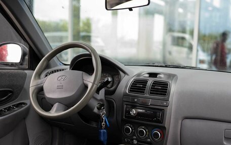 Hyundai Accent II, 2009 год, 300 000 рублей, 10 фотография