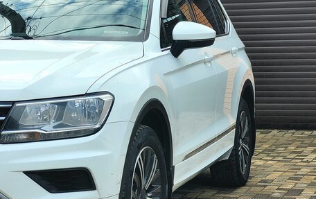 Volkswagen Tiguan II, 2017 год, 2 100 000 рублей, 3 фотография