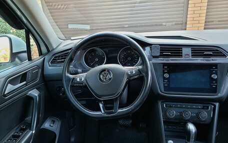 Volkswagen Tiguan II, 2017 год, 2 100 000 рублей, 12 фотография