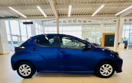 Toyota Yaris, 2021 год, 1 099 000 рублей, 7 фотография