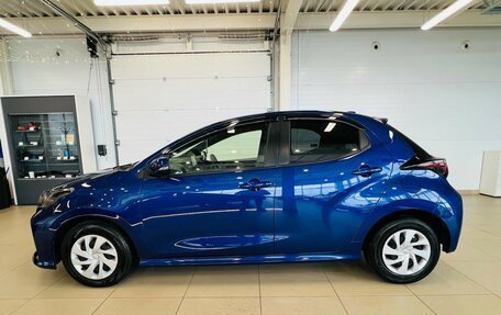 Toyota Yaris, 2021 год, 1 099 000 рублей, 3 фотография