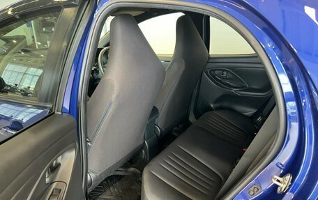 Toyota Yaris, 2021 год, 1 099 000 рублей, 18 фотография
