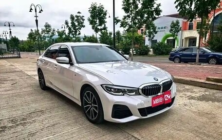BMW 3 серия, 2022 год, 2 900 000 рублей, 1 фотография