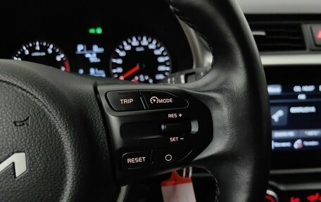 KIA Rio IV, 2022 год, 1 985 000 рублей, 18 фотография