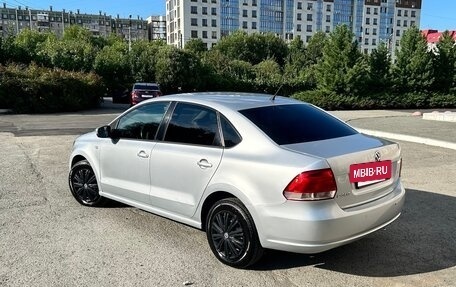 Volkswagen Polo VI (EU Market), 2012 год, 700 000 рублей, 3 фотография
