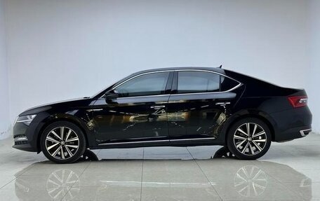 Skoda Superb III рестайлинг, 2024 год, 2 290 000 рублей, 8 фотография