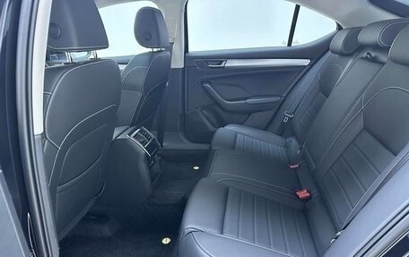 Skoda Superb III рестайлинг, 2024 год, 2 290 000 рублей, 20 фотография