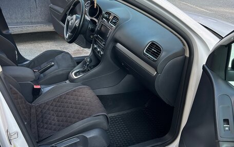 Volkswagen Golf VI, 2012 год, 900 000 рублей, 11 фотография