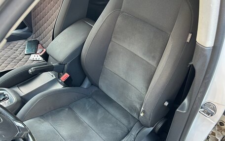 Volkswagen Golf VI, 2012 год, 900 000 рублей, 23 фотография
