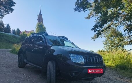 Renault Duster I рестайлинг, 2017 год, 1 280 000 рублей, 2 фотография