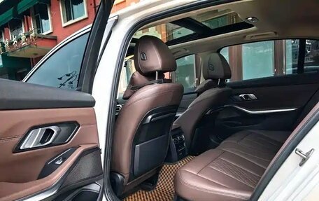BMW 3 серия, 2022 год, 2 900 000 рублей, 14 фотография