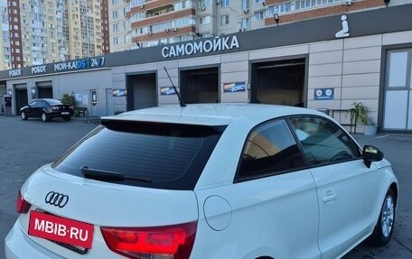 Audi A1, 2011 год, 900 000 рублей, 6 фотография