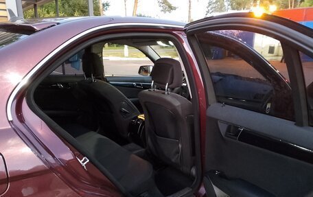 Mercedes-Benz C-Класс, 2008 год, 650 000 рублей, 9 фотография