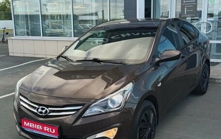 Hyundai Solaris II рестайлинг, 2015 год, 950 000 рублей, 1 фотография