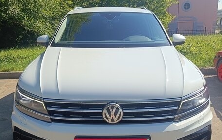Volkswagen Tiguan II, 2020 год, 3 650 000 рублей, 24 фотография