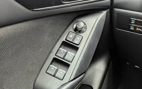 Mazda CX-4, 2023 год, 2 899 000 рублей, 17 фотография