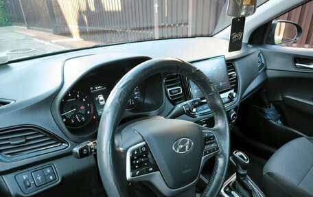 Hyundai Solaris II рестайлинг, 2021 год, 1 490 000 рублей, 14 фотография