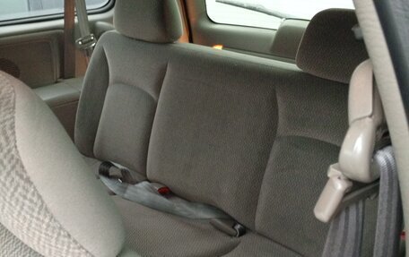 Chrysler Town & Country IV, 2003 год, 800 000 рублей, 17 фотография