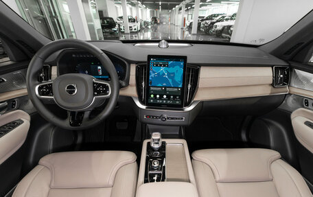 Volvo XC90 II рестайлинг, 2025 год, 9 950 000 рублей, 8 фотография