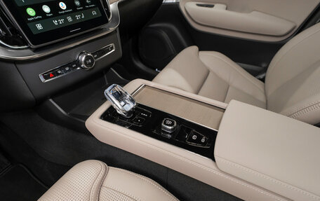 Volvo XC90 II рестайлинг, 2025 год, 9 950 000 рублей, 23 фотография