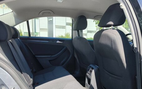 Volkswagen Jetta VI, 2014 год, 1 070 000 рублей, 18 фотография