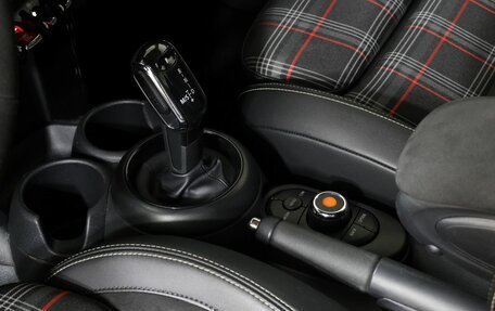 MINI Hatch, 2021 год, 2 680 000 рублей, 21 фотография