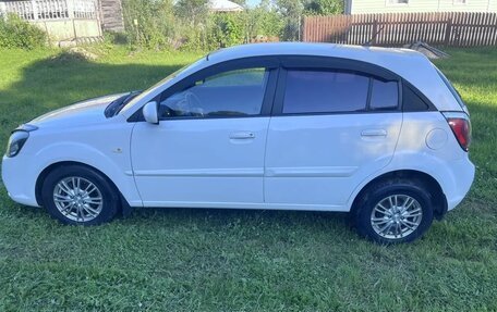 KIA Rio II, 2011 год, 700 000 рублей, 9 фотография