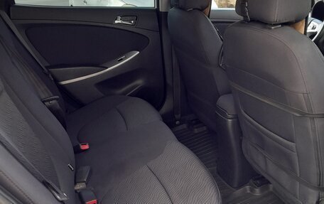 Hyundai Solaris II рестайлинг, 2012 год, 820 000 рублей, 8 фотография