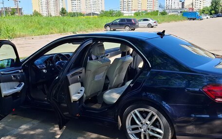 Mercedes-Benz E-Класс, 2015 год, 2 100 000 рублей, 11 фотография