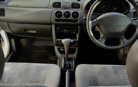Nissan March II, 2000 год, 160 000 рублей, 3 фотография