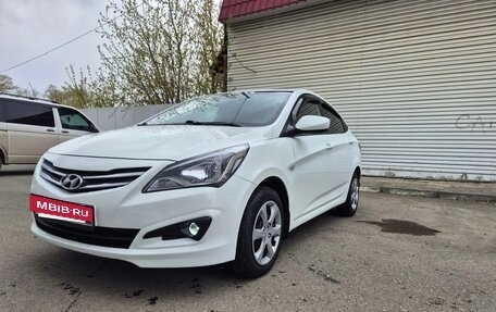 Hyundai Solaris II рестайлинг, 2013 год, 730 000 рублей, 2 фотография