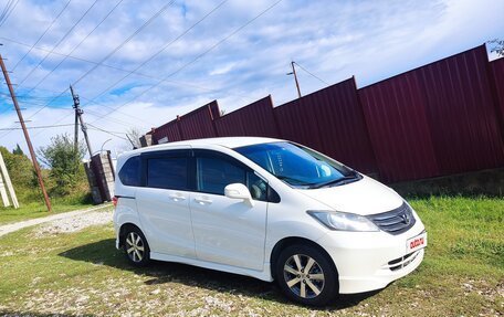 Honda Freed I, 2011 год, 990 000 рублей, 2 фотография